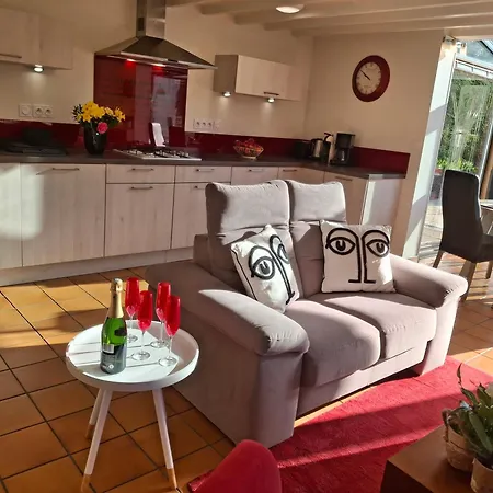 Au Du Bois D'amour Plourivo
